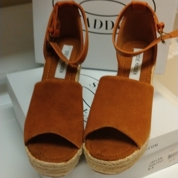 NWT Steve Madden platform wedge - Picture 4 of 5